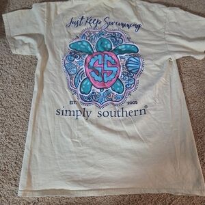 Simply Southern Cream Tee with Turtle Design